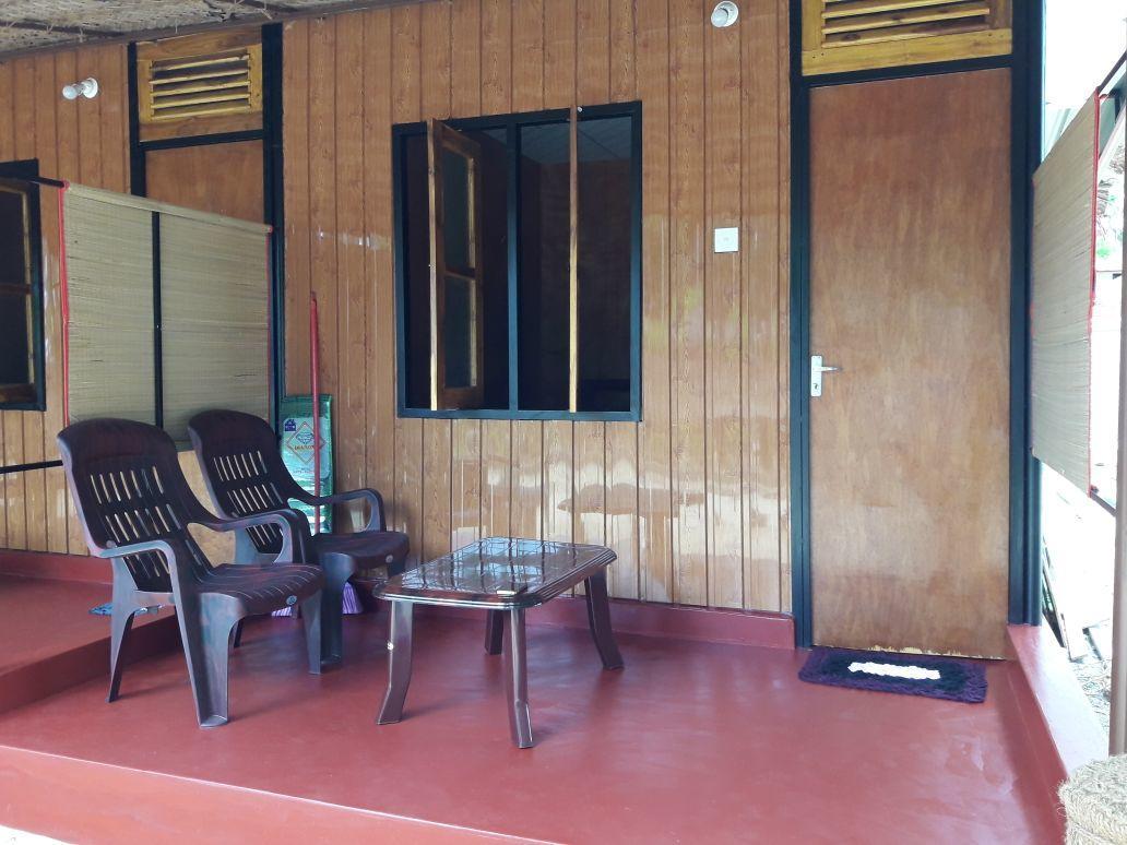 Naaval Beach Villa & Rooms Batticaloa Eksteriør billede